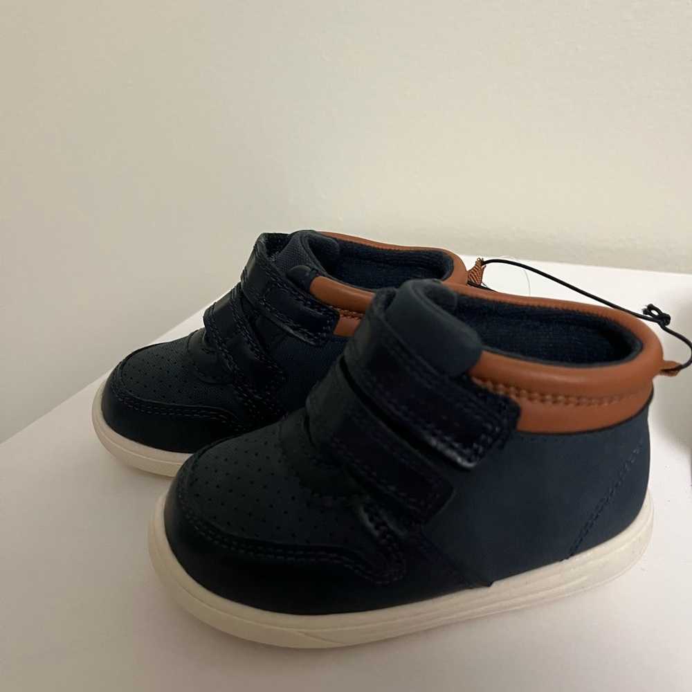 Carters Navy and brown shoe size 5